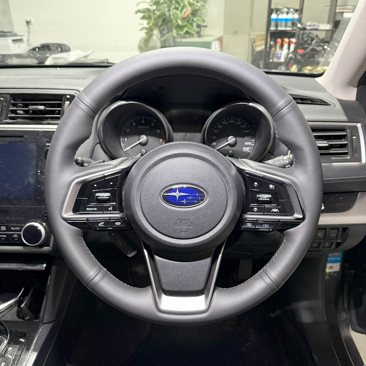 Subaru Impreza / Outback / Crosstrek / Forester (2018+) Steering Wheel Wrap – Black Smooth Leather, Grey stitch